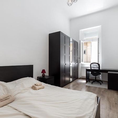 D78 Dohany Apartment Budapeste Exterior foto