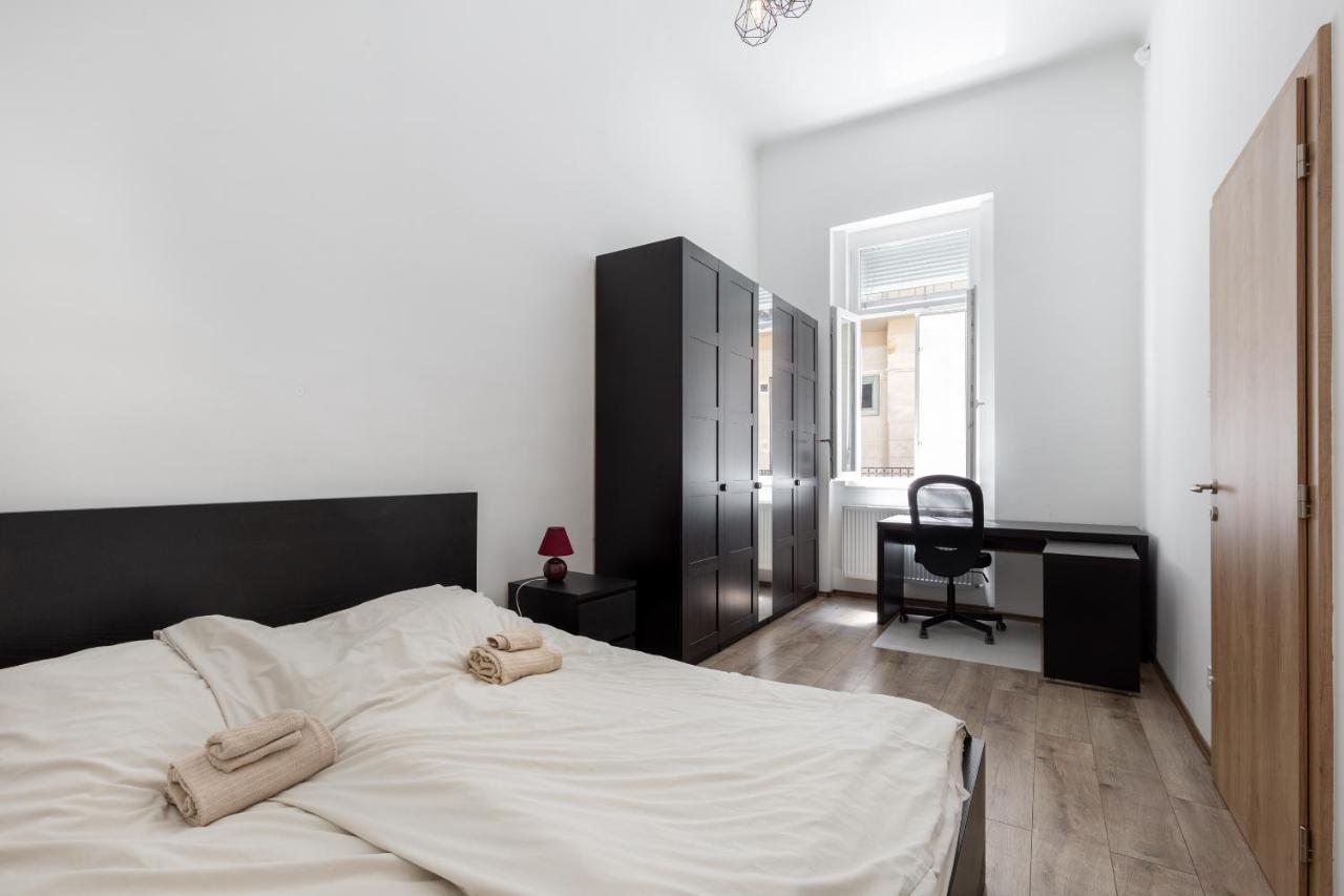 D78 Dohany Apartment Budapeste Exterior foto