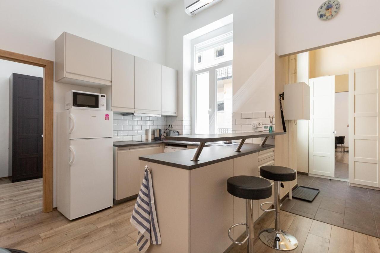 D78 Dohany Apartment Budapeste Exterior foto