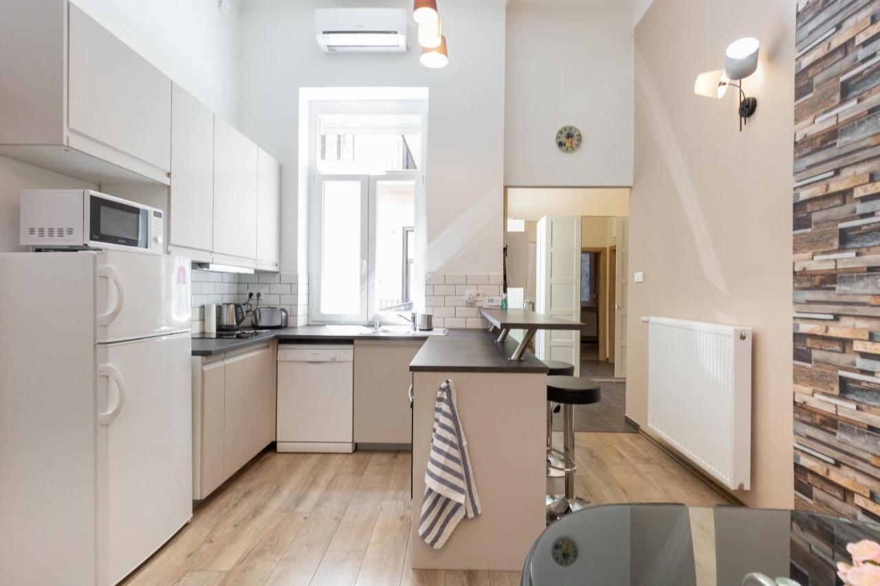 D78 Dohany Apartment Budapeste Exterior foto