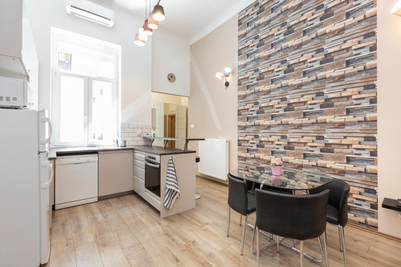 D78 Dohany Apartment Budapeste Exterior foto